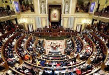 Hacen falta siete diputados socialistas honrados Hacen falta siete diputados socialistas honrados