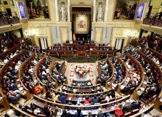 Hacen falta siete diputados socialistas honrados