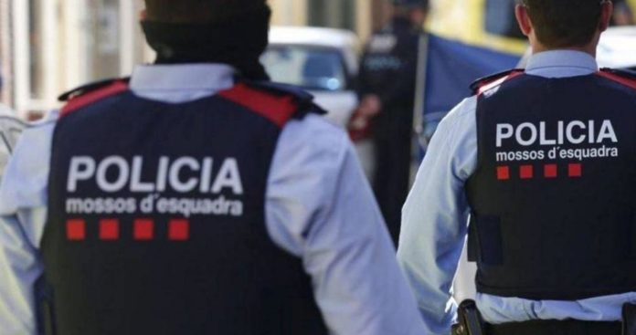 Investigan un presunto matrimonio forzado de una niña de 12 años en Barcelona