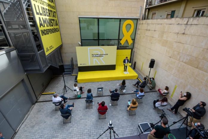 Un momento de la presentación del programa de reconstrucción de ERC.