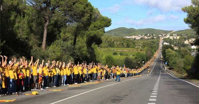 Una de las primeras manifestaciones independentistas organizadas por la ANC.