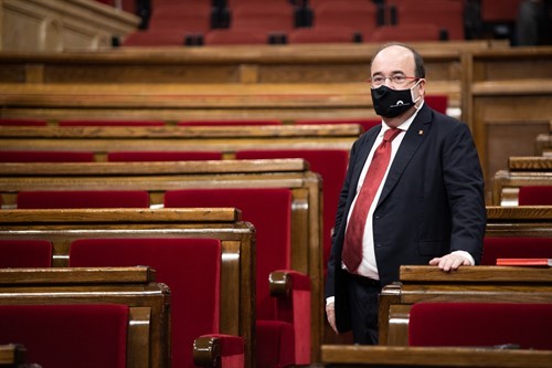 Miquel Iceta en el Parlament (Europa Press).