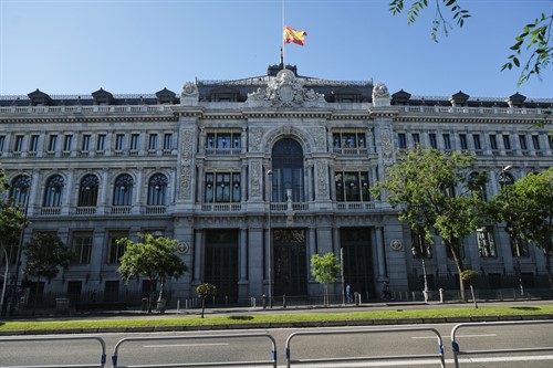 La infernal burocracia española