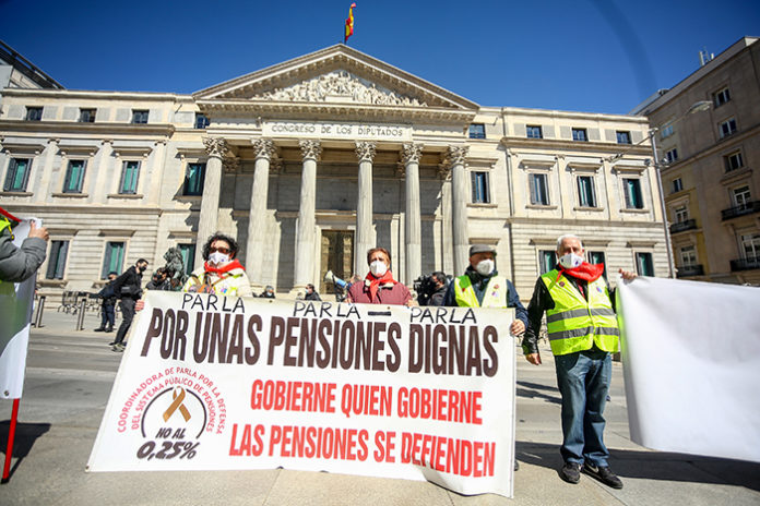 Manifestación por unas pensiones dignas el pasado 20 de marzo. Foto: Europa Press.