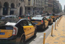 Imagen de archivo de una concentración de taxistas en Barcelona.