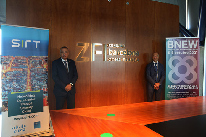 Pere Navarro y David Garriga durante la firma del acuerdo entre el Consorci y Sirt. Foto: el Consorci.