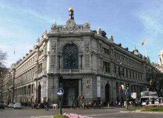 El Banco de España no opine sobre las pensiones, pero sí sobre el impuesto de sucesiones