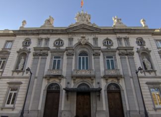 Los jueces en 1975 y en 2025