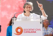 Elda Mata, presidenta de Sociedad Civil Catalana, abandonará el cargo el próximo día 30.