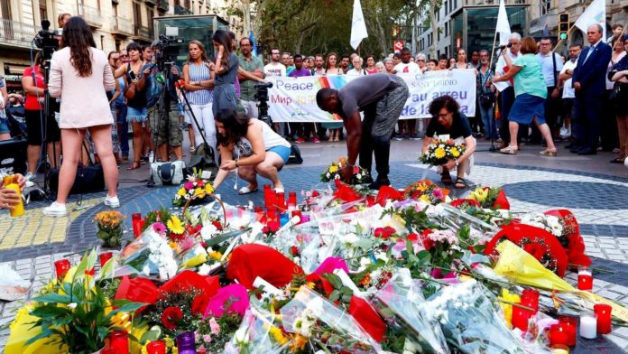 Homenaje en Las Ramblas a las víctimas del atentado yihadista del 17 de agosto de 2017.