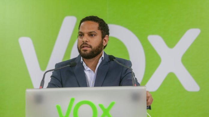 El secretario general de VOX y presidente del partido en Cataluña, Ignacio Garriga, se abre a una moción de censura contra Sánchez pero solo para convocar elecciones