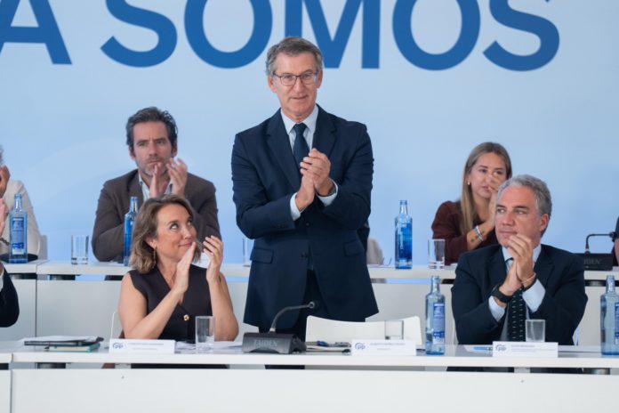 Feijóo: “El fiscal general ha actuado como un delincuente”