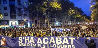 Manifestación en Barcelona por una vivienda digna y unos precios de alquiler asequibles.