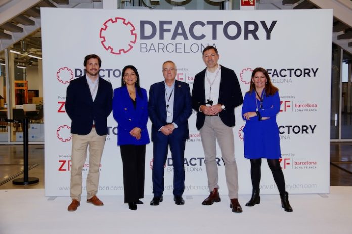 De izquierda a derecha, Víctor Garcia, Paulina Juárez, Pere Navarro, Andreas Krinninger y Blanca Sorigué.