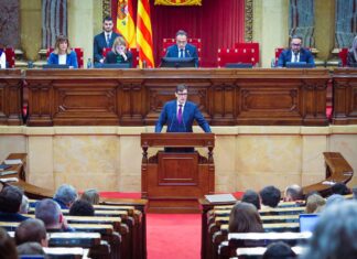La opacidad sobre las ayudas a menores extranjeros pasa factura al Govern