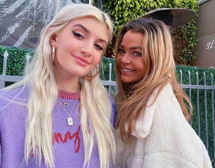 Sami Sheen y Denise Richards