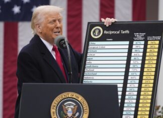 Trump pasa la ley que elimina impuestos sobre propinas y amplía ayudas para familias