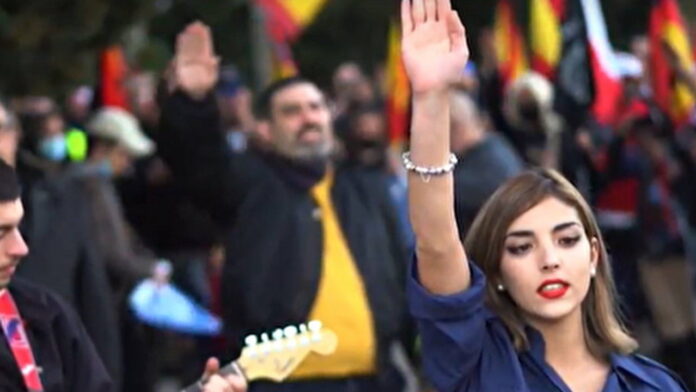 Viral: Isabel Peralta desafía al tribunal en su juicio por incitación al odio y la violencia