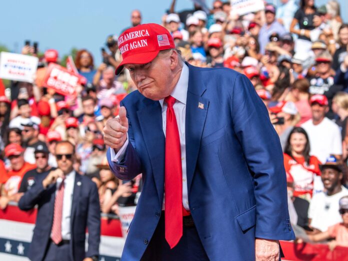 Donald Trump ha celebrado sus primeros 100 días de mandato en Warren, Michigan.