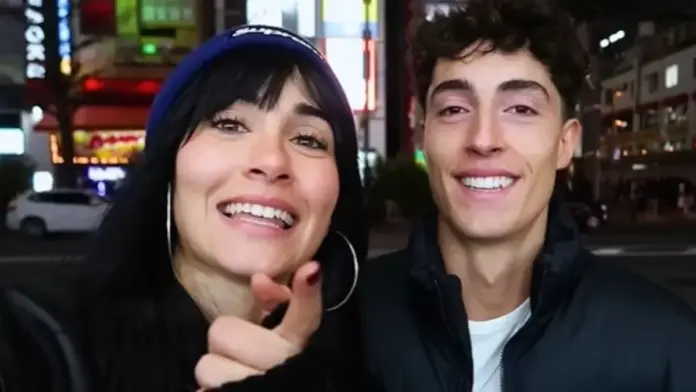 Aitana y Plex