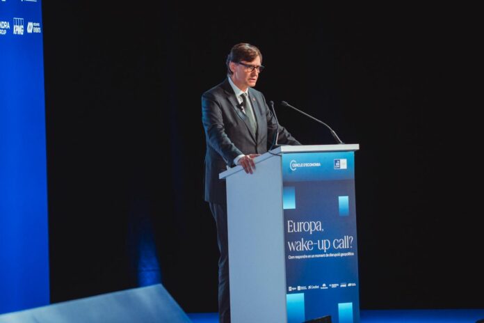 Un momento de la intervención del presidente catalán, Salvador Illa, durante la clausura de la 40ª Reunión del Cercle d'Economia.