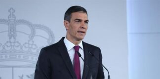 Sánchez anuncia en su acto “feminista” el nombramiento de un alto cargo acusado de machismo