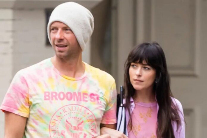 Dakota Johnson y Chris Martin