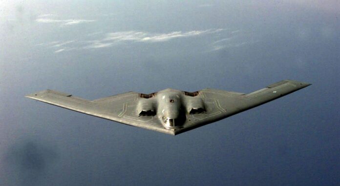EE. UU. despliega bombarderos con armas antibúnker rumbo a Guam en plena tensión con Irán