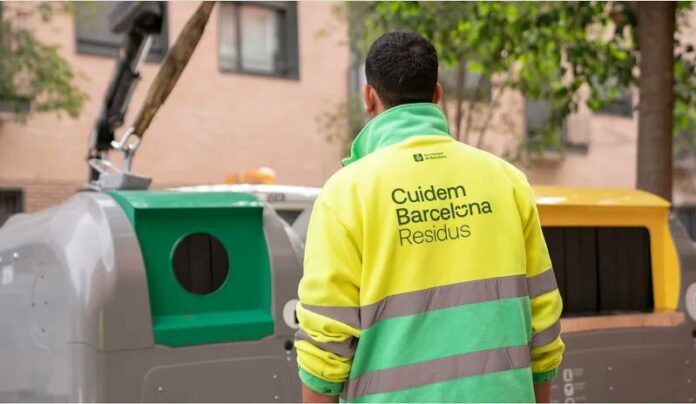 Trabajador del servicio de limpieza municipal de Barcelona.