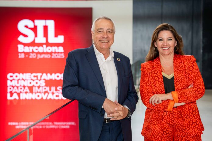 Pere Navarro y Blanca Sorigué durante la presentación de la edición del SIL de 2025.