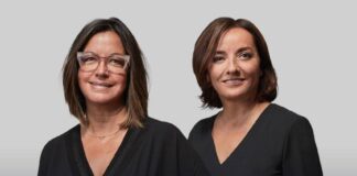 Las periodistas Àngels Barceló y Pepa Bueno.