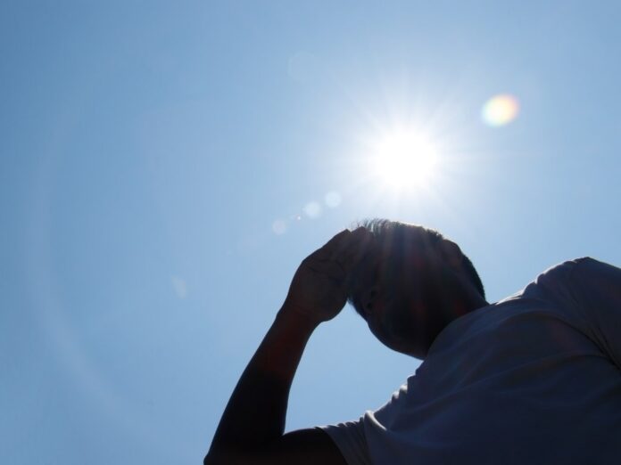 La primera ola de calor del verano de 2025 en Cataluña afectará especialmente a las zonas de Ponent y Terres de l'Ebre, pero también al mar, que ya registra temperaturas anormalmente elevadas.