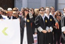 Huelga histórica del poder judicial contra el PSOE