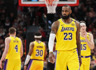 Los Lakers protagonizan la venta más cara de la historia del deporte