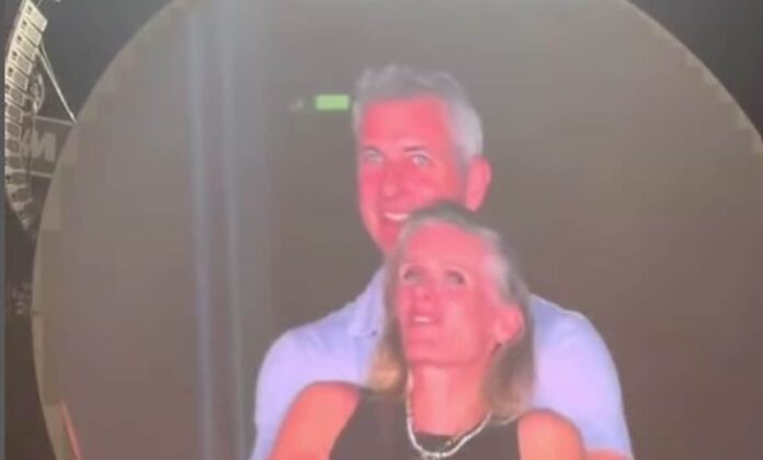 Andy Byron y Kristin Cabot en el concierto de Coldplay