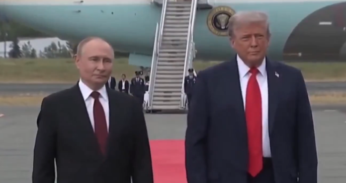 Trump y Putin hacen balance de su reunión en Alaska