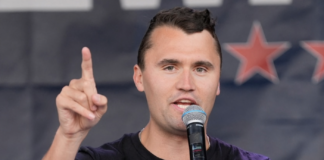 El funeral de Charlie Kirk le convierte en mártir del trumpismo