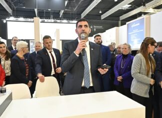 El ministro de Comunicaciones de Israel, Shlomo Karhi, en la inauguración del Mobile World Capital en Barcelona en 2023.