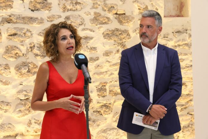 La ministra de Hacienda, María Jesús Montero, el pasado mes de agosto en Rota.