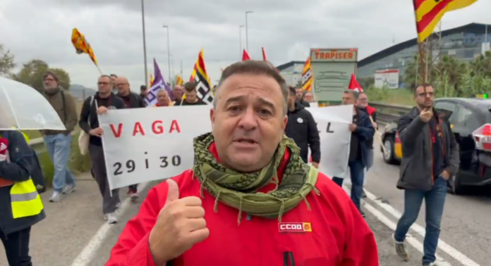 Metalúrgicos bloquean Via Laietana Metalúrgicos bloquean Via Laietana