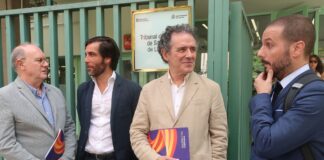 Los representantes de SCC en el momento de presentar la denuncia contra la CCMA a finales del pasado mes de abril.