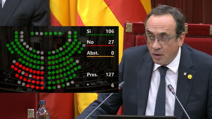 Cataluña condona deudas y el Parlament cita a exconsellers