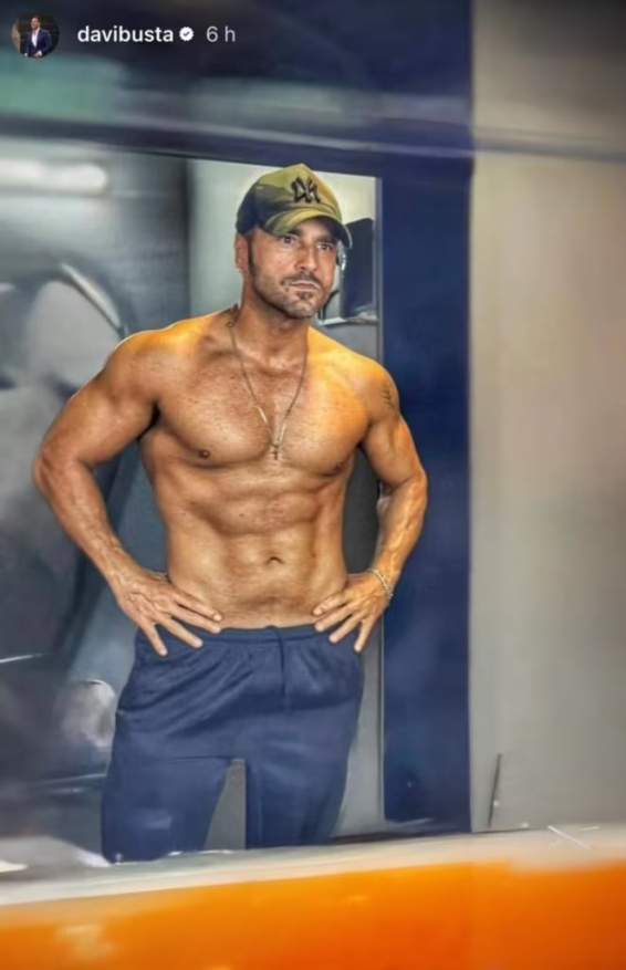 David Bustamante muestra su cambio físico 