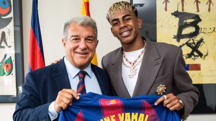 Lamine Yamal, baja: pubalgia, cena VIP e insultos en Vigo