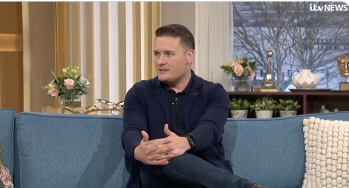 El secretario de Salud del Reino Unido, Wes Streeting, en una entrevista con ITV News.