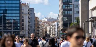 España, el gran receptor de Europa: 425.000 inmigrantes en un año y creciendo