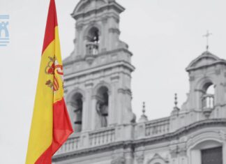 La diócesis de Huelva anuncia misa funeral por víctimas de Adamuz dos días antes de la "escenificación laica" del Gobierno