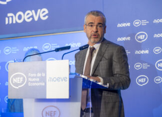 El presidente de Aena, Maurici Lucena, durante su intervención en un foro económico.