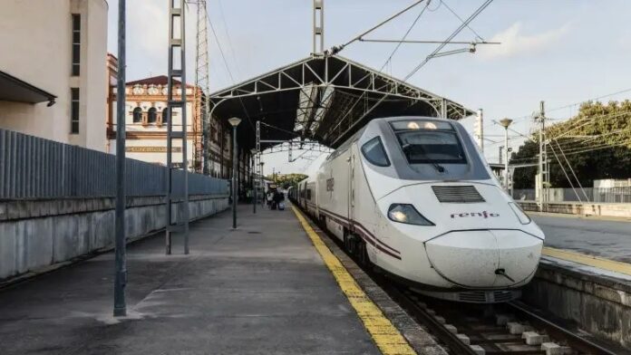 El sindicato de maquinistas convoca una huelga general: el tren español al borde del colapso total