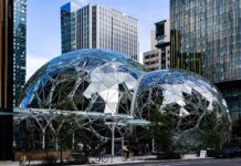 Amazon, intel·ligència artificial i món laboral: una transformació que ens interpel·la The Spheres, en el campus de la sede central de Amazon, en Seattle.